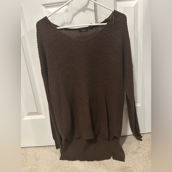 RDI Deep Brown Sweater - Picture 1 of 2